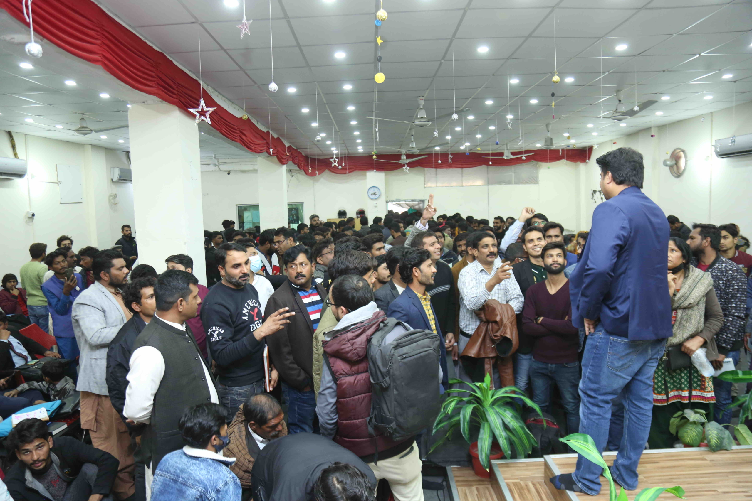 Rev Dr Naeem Nasir guiding Christian students about Fully Funded Scholarships in Pakistan