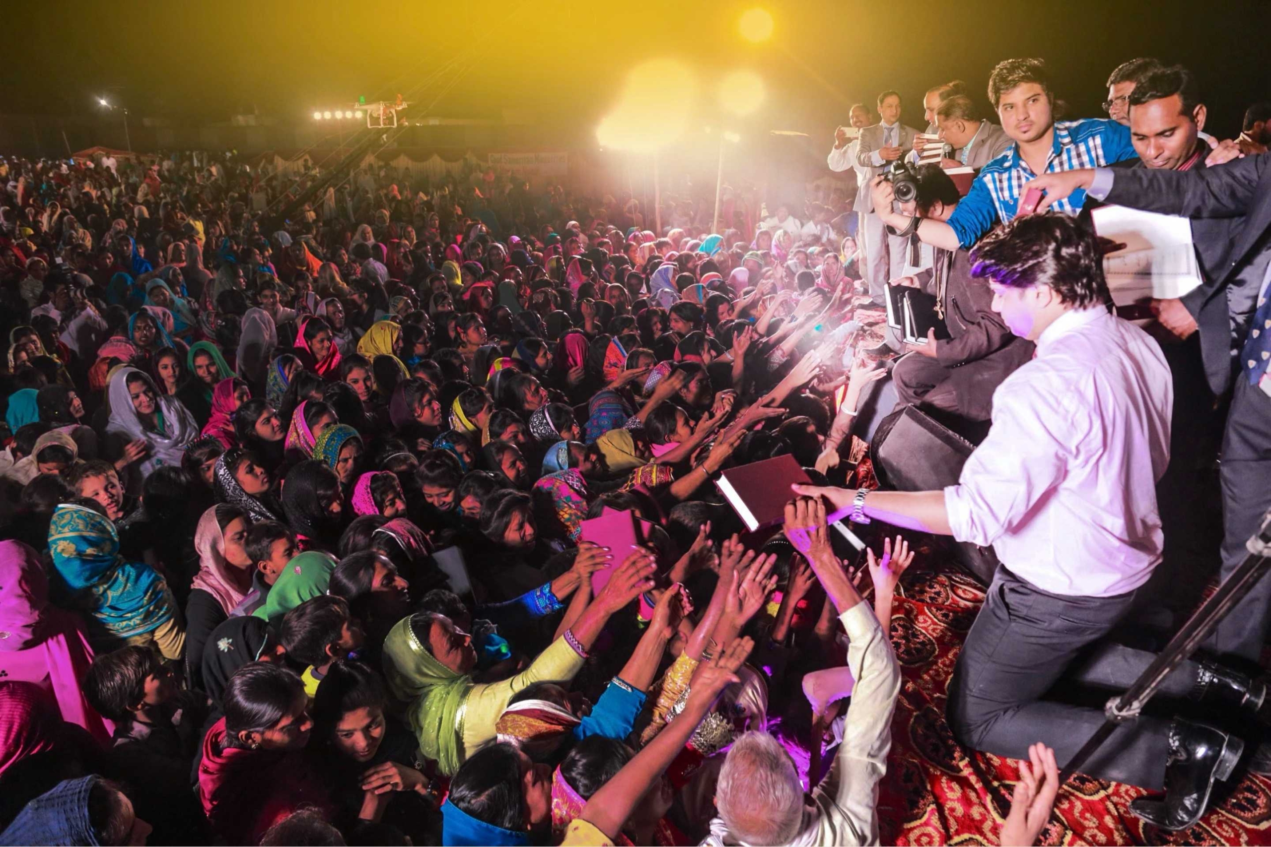 Free Urdu Bibles - Christian Organisations in Pakistan - Christianity in Pakistan